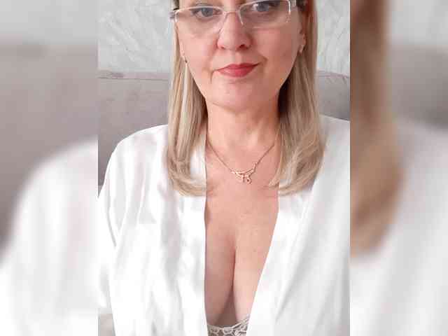 SexiestJess45 SexiestJess45