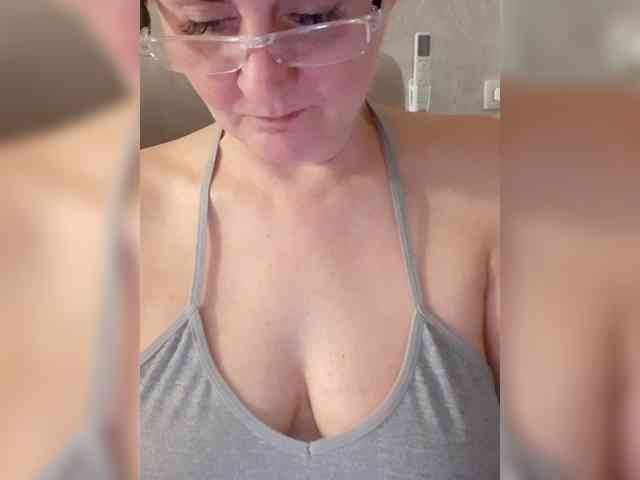 sexiestjess45's live room