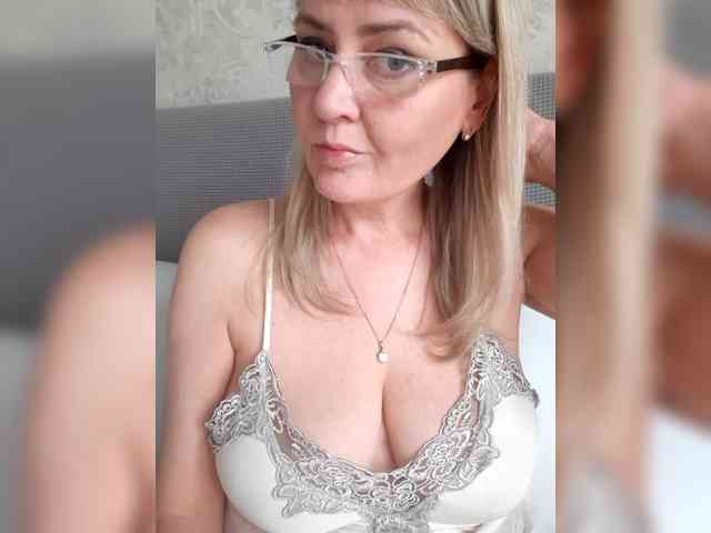 SexiestJess45 webcam