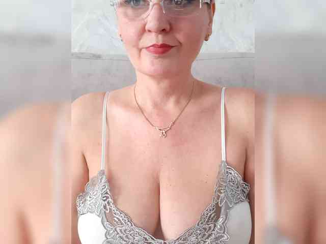 SexiestJess45 SexiestJess45