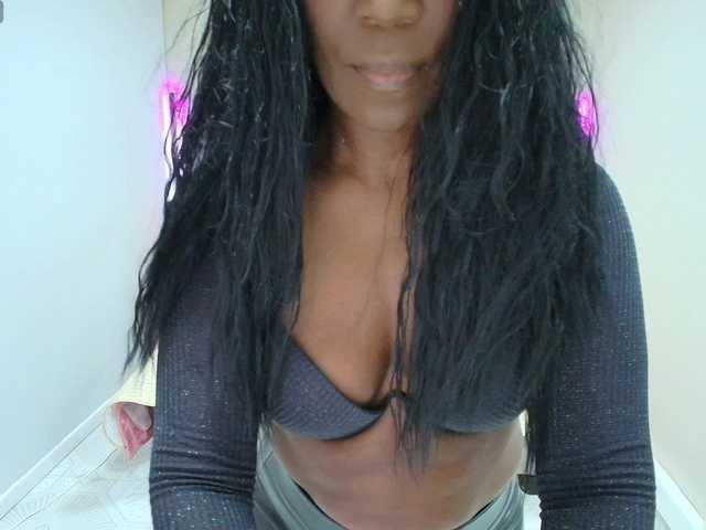 Kimmturner live cam on BongaCams