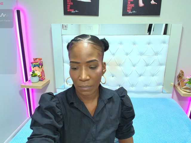 Kimmturner live cam on BongaCams
