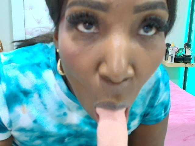 Kimmturner live cam on BongaCams