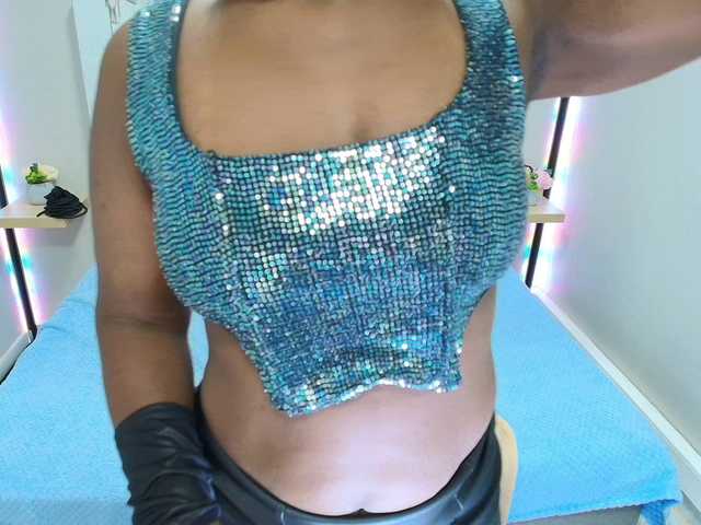 Kimmturner live cam on BongaCams