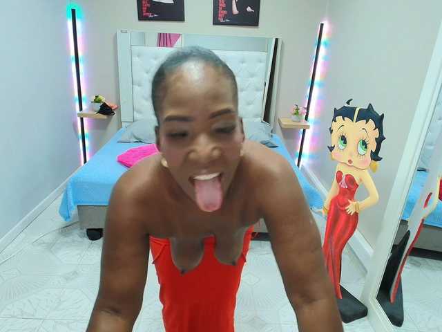 Kimmturner live cam on BongaCams