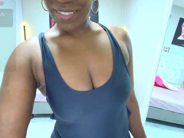 Kimmturner live cam on BongaCams
