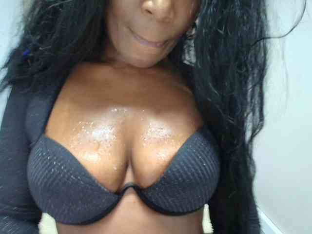 Model: Kimmturner