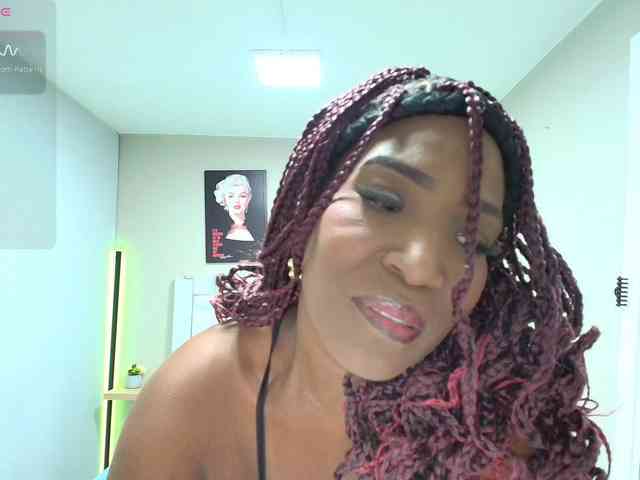 Model: Kimmturner