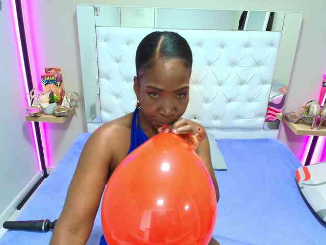 Model: Kimmturner