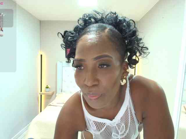 Model: Kimmturner