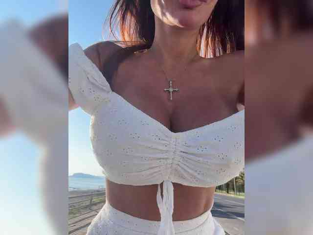 OrgazMia webcam