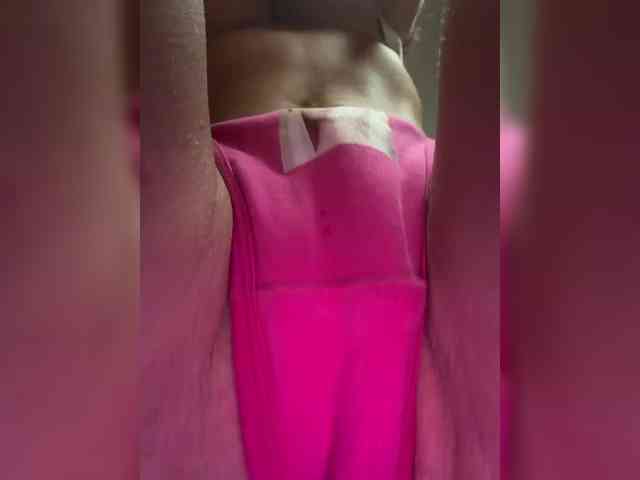 Model: OrgazMia