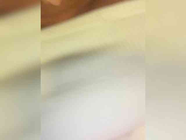 OrgazMia webcam