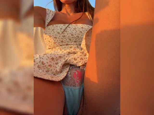 Model: OrgazMia