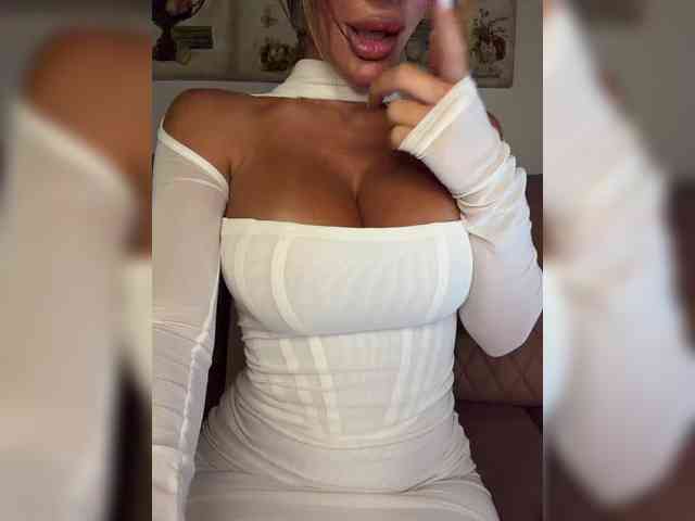 OrgazMia Sex Cam Show