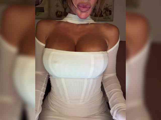 OrgazMia Sex Cam Show