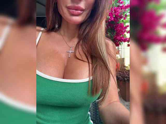 OrgazMia webcam