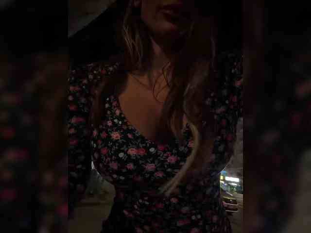 OrgazMia webcam