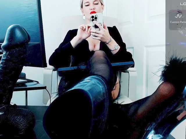 MsPerfection live cam on BongaCams