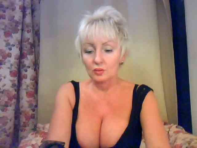 WetLipsPusi-69 webcam