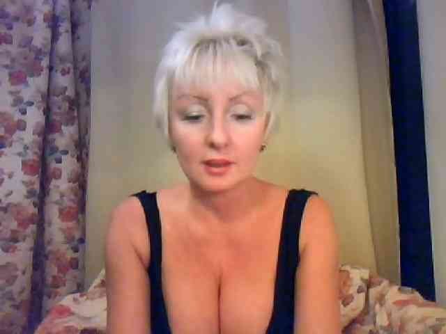 WetLipsPusi-69 webcam