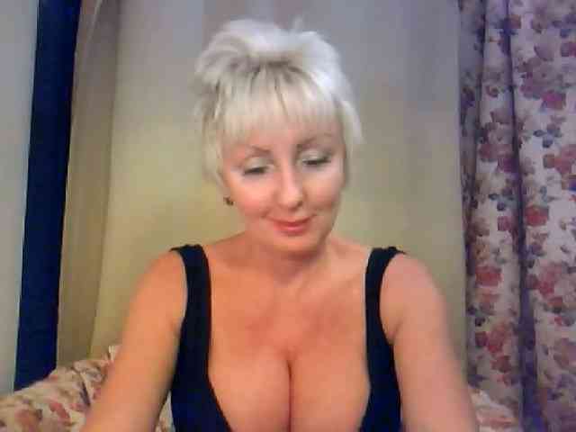 WetLipsPusi-69 webcam