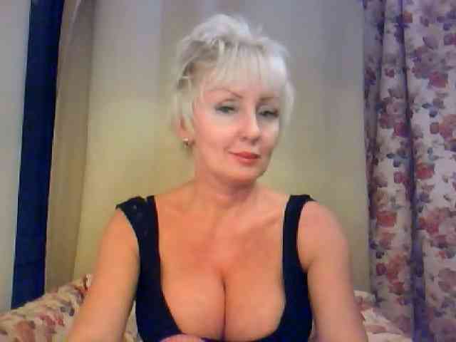 WetLipsPusi-69 webcam