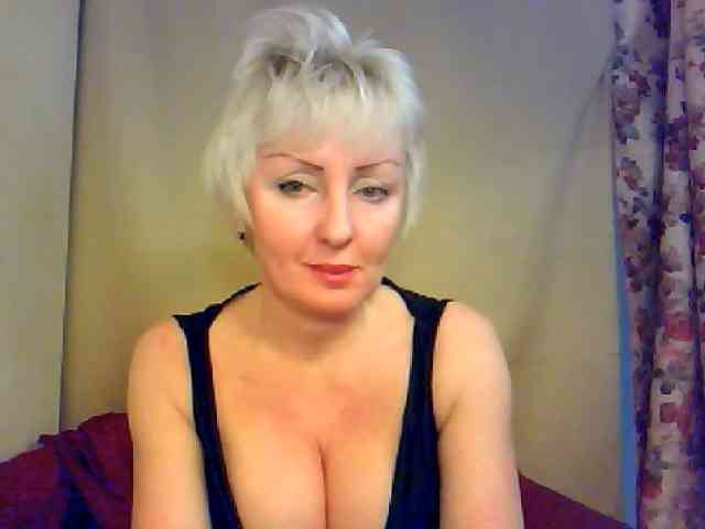 WetLipsPusi-69 webcam
