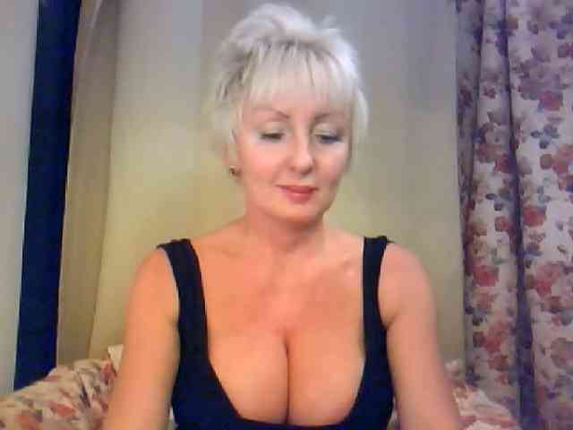 WetLipsPusi-69 webcam
