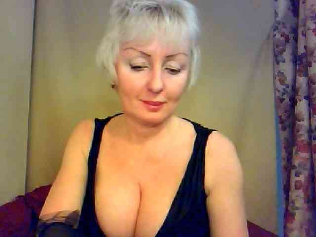 WetLipsPusi-69 webcam
