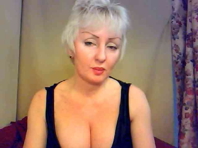 WetLipsPusi-69 webcam