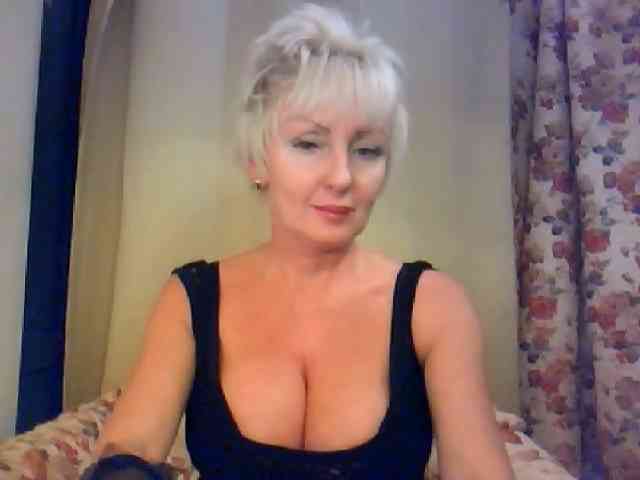 WetLipsPusi-69 webcam