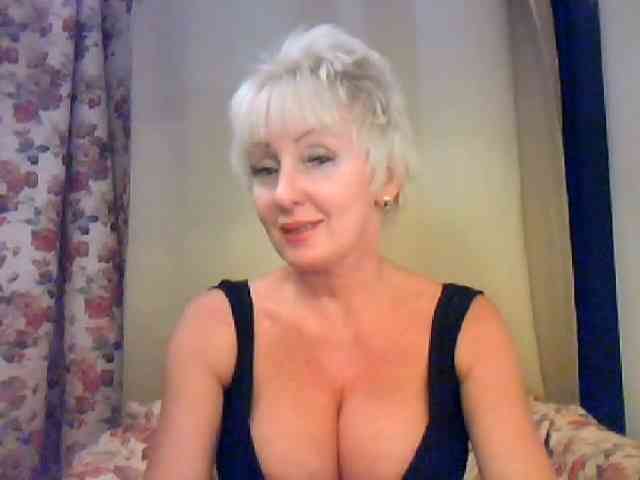 WetLipsPusi-69 webcam