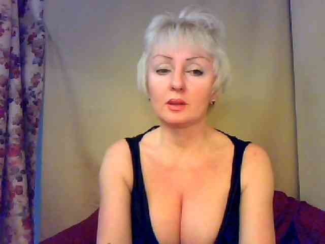 WetLipsPusi-69 webcam