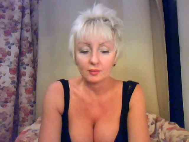 WetLipsPusi-69 webcam