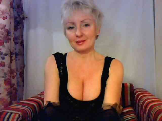 WetLipsPusi-69 webcam