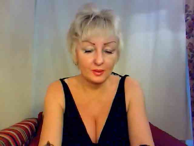 WetLipsPusi-69 webcam