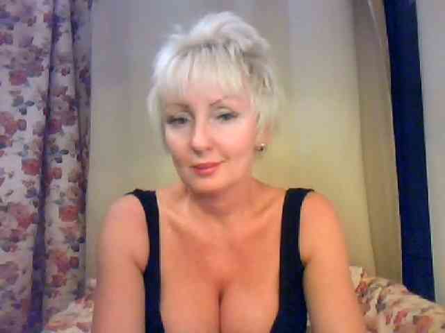 WetLipsPusi-69 webcam