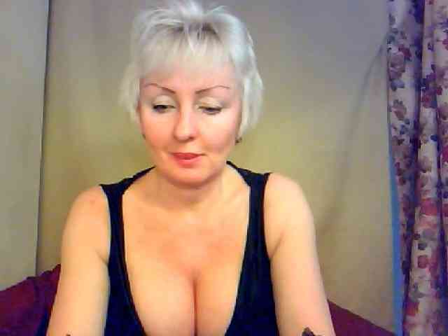WetLipsPusi-69 webcam
