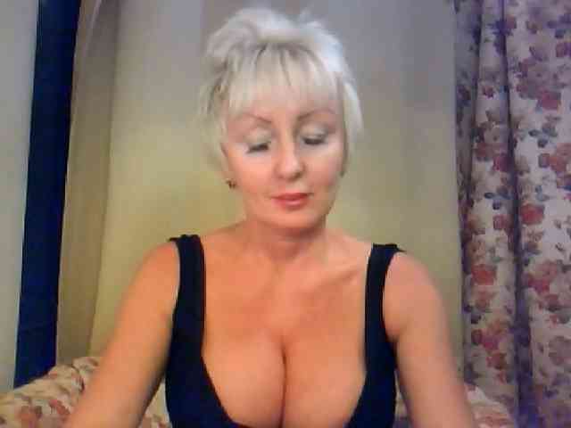 WetLipsPusi-69 webcam