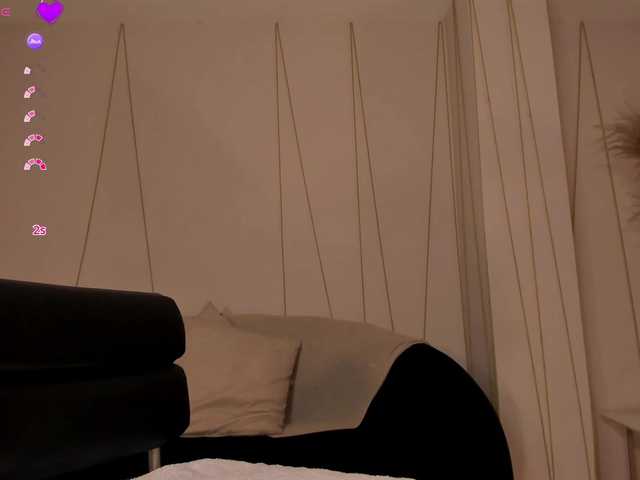 MaryLewis live cam on BongaCams