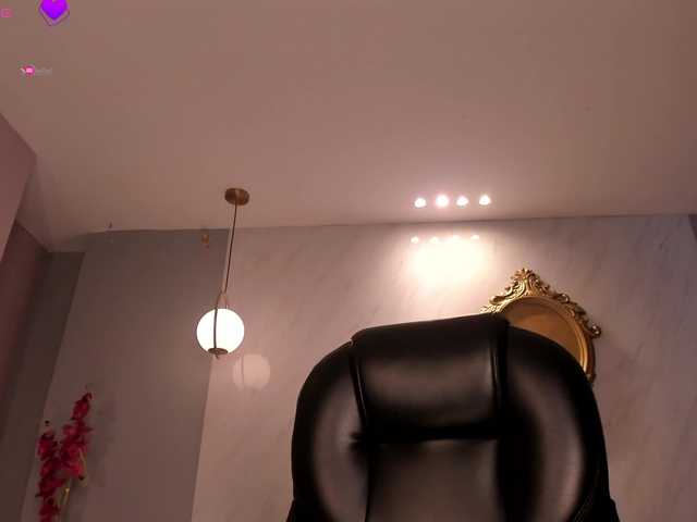 le modèle MaryLewis est en webcam porno dans un show sur le site bongacams, il possède les tags suivants: Latino/Hispanic,Blonde,Shaved