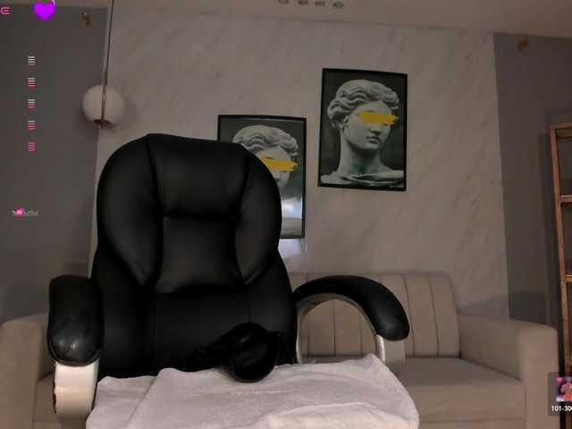 MaryLewis live webcam show