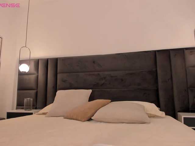 MaryLewis's BongaCams show and profile