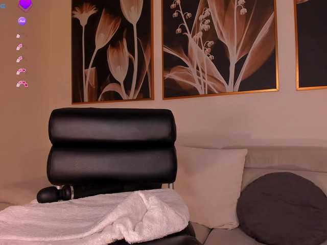 MaryLewis live cam on BongaCams