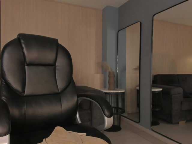 MaryLewis live cam on BongaCams