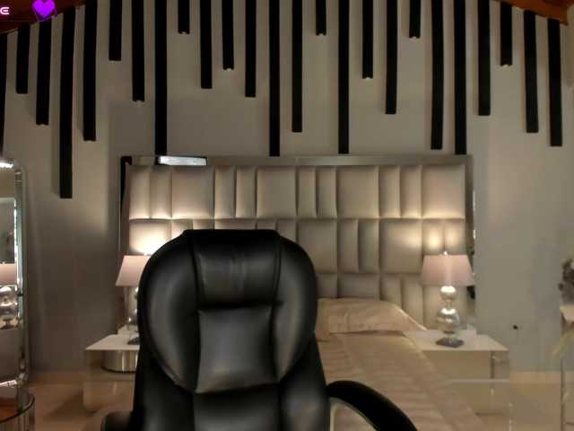 MaryLewis live cam on BongaCams