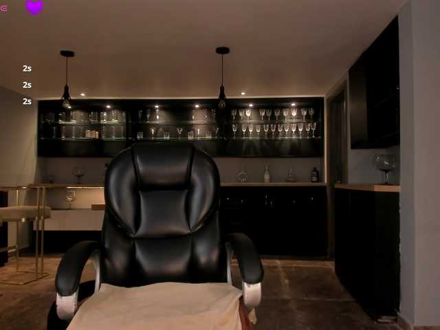 MaryLewis live cam on BongaCams