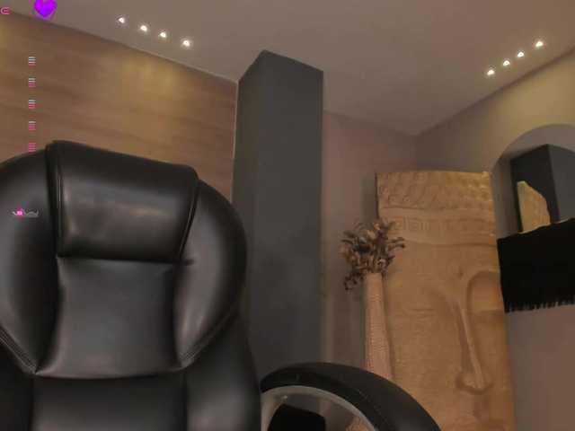MaryLewis live cam on BongaCams