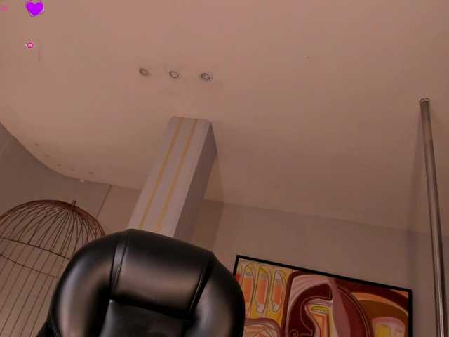 MaryLewis live cam on BongaCams